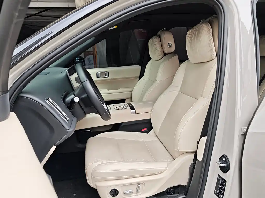 Li Auto L6 2024 Pro