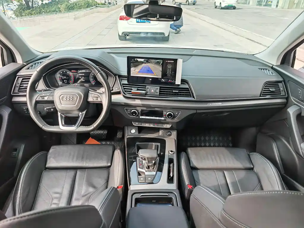 Audi Q5L 2022 40T Luxury