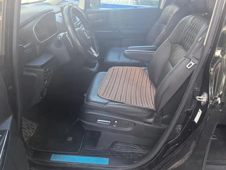 Honda Elysion — миниатюра 9