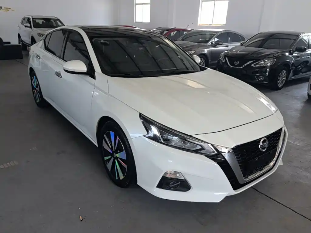 Nissan Teana — миниатюра 4