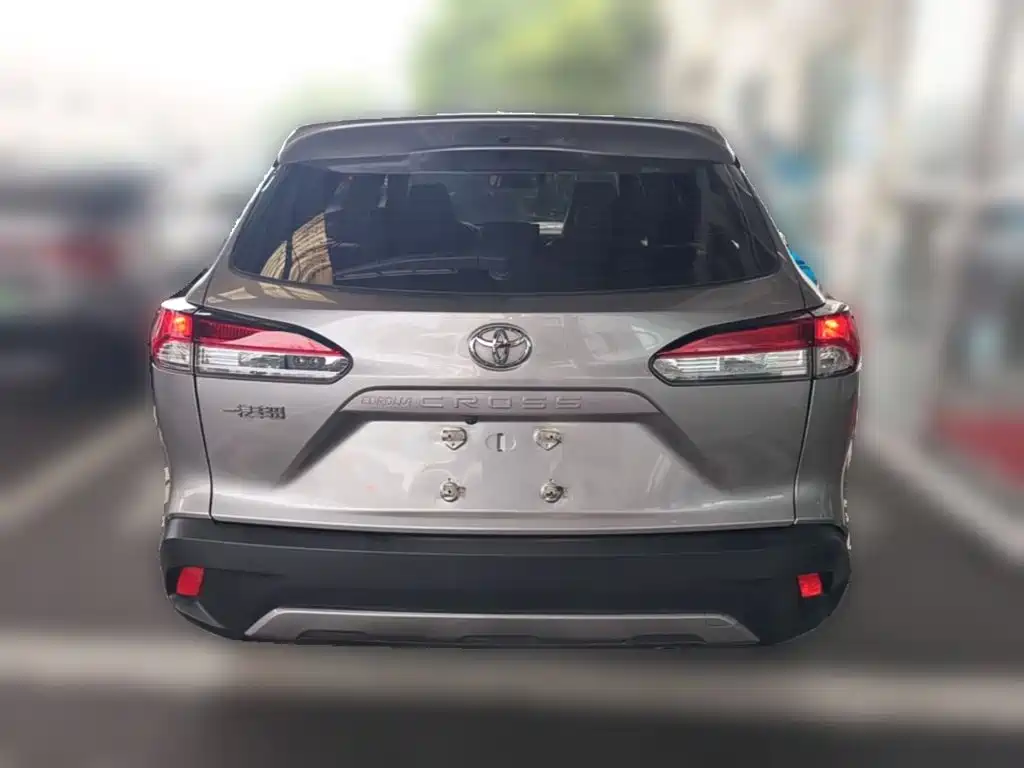 Toyota Corolla Cross — миниатюра 8