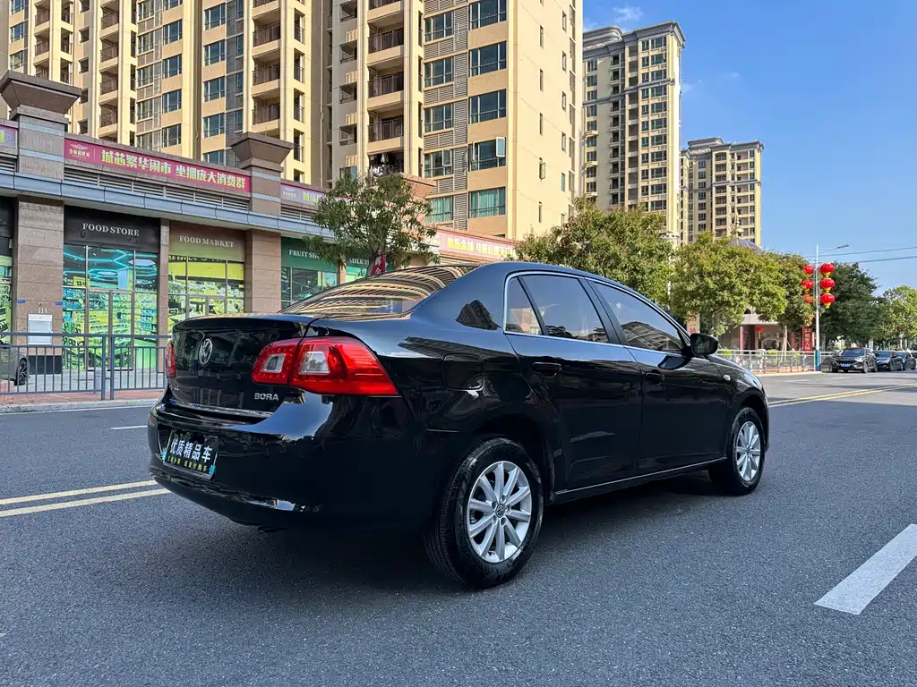 Volkswagen Bora — миниатюра 8