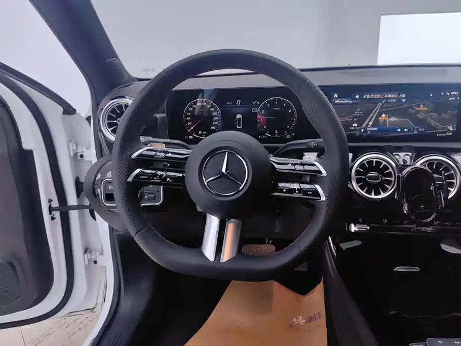 Mercedes-Benz A-Class — миниатюра 15