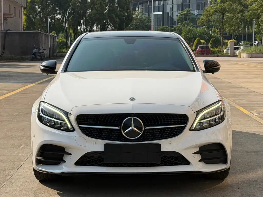 Mercedes-Benz C-Class — миниатюра 2