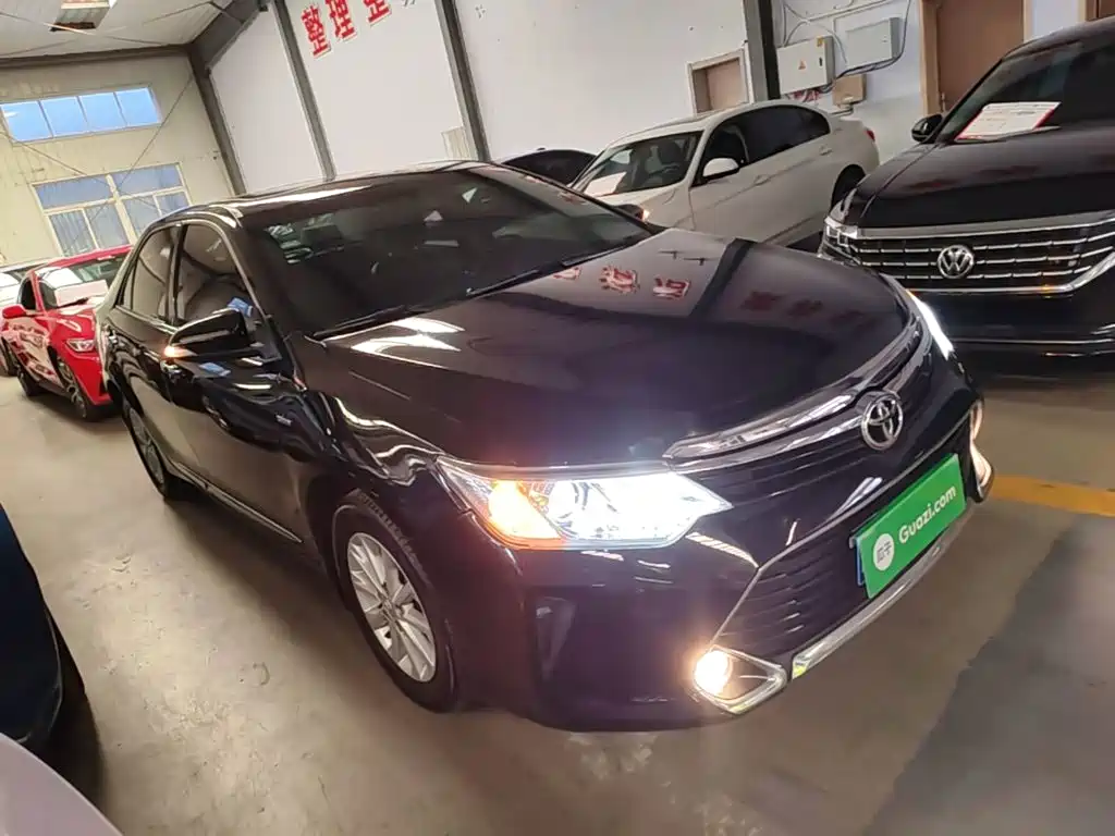 Toyota Camry — миниатюра 4