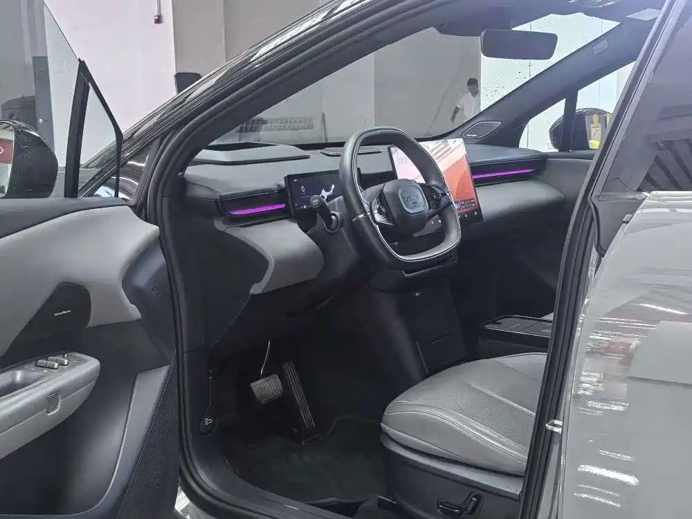 Lynk & Co Z20 — миниатюра 6