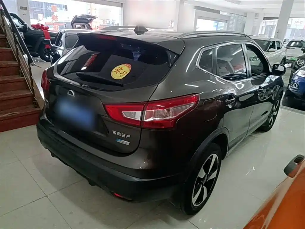 Nissan Qashqai 2017 2.0L CVT Smart V