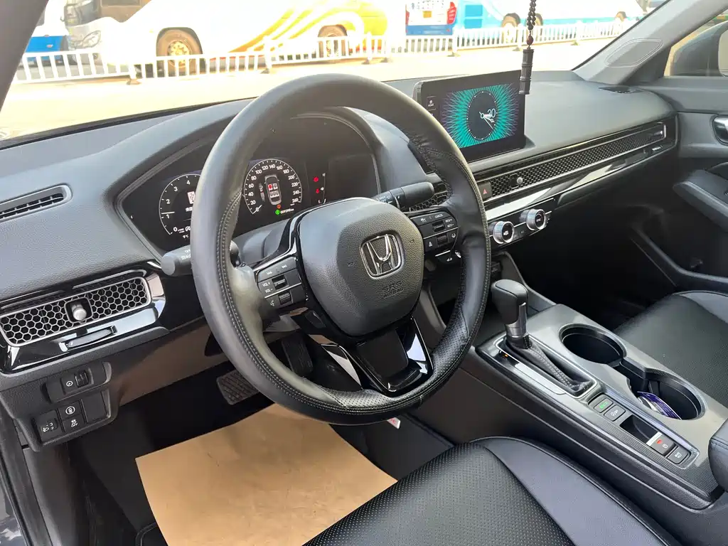 Honda Civic 2022 240TURBO CVT
