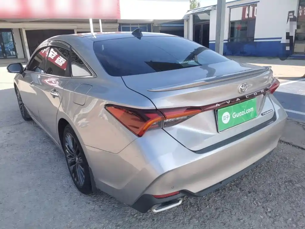 Toyota Avalon — миниатюра 5