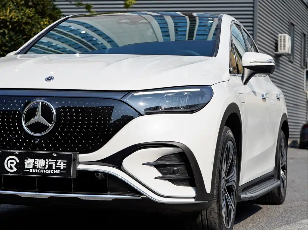 Mercedes-Benz EQE SUV — миниатюра 7