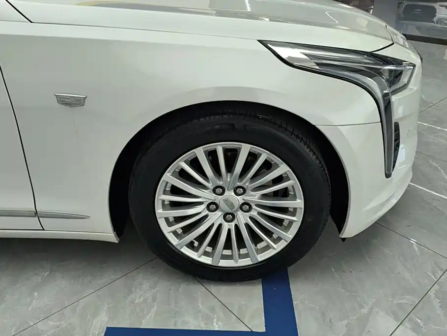 Cadillac CT6 — миниатюра 6