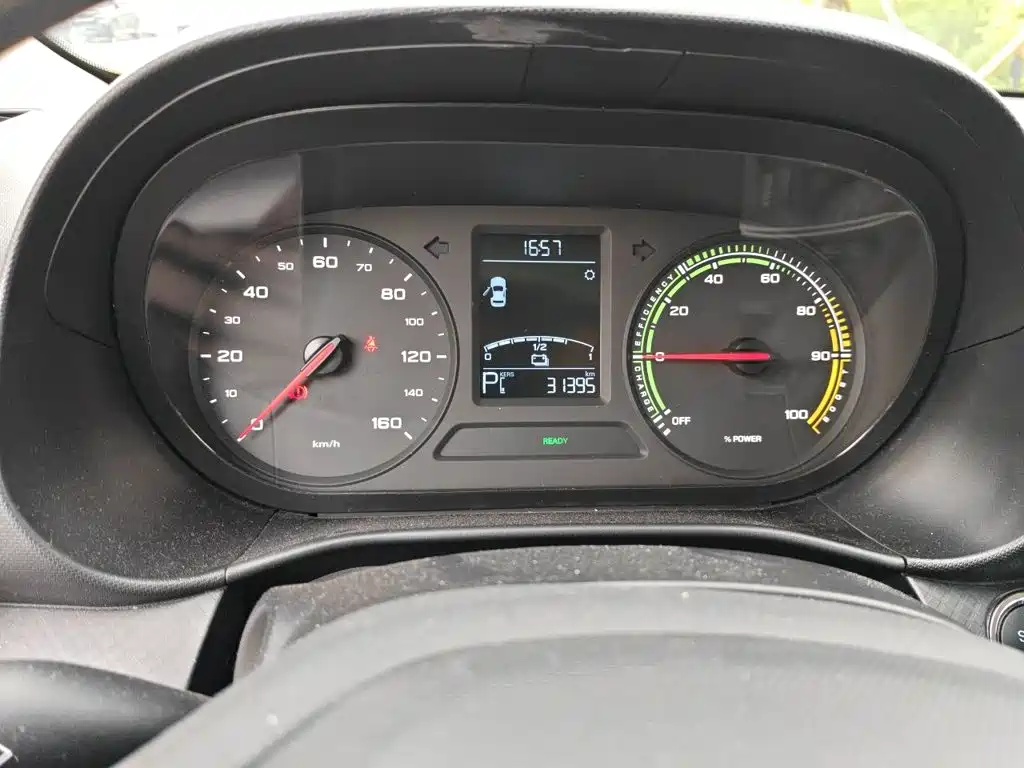Roewe Clever — миниатюра 4