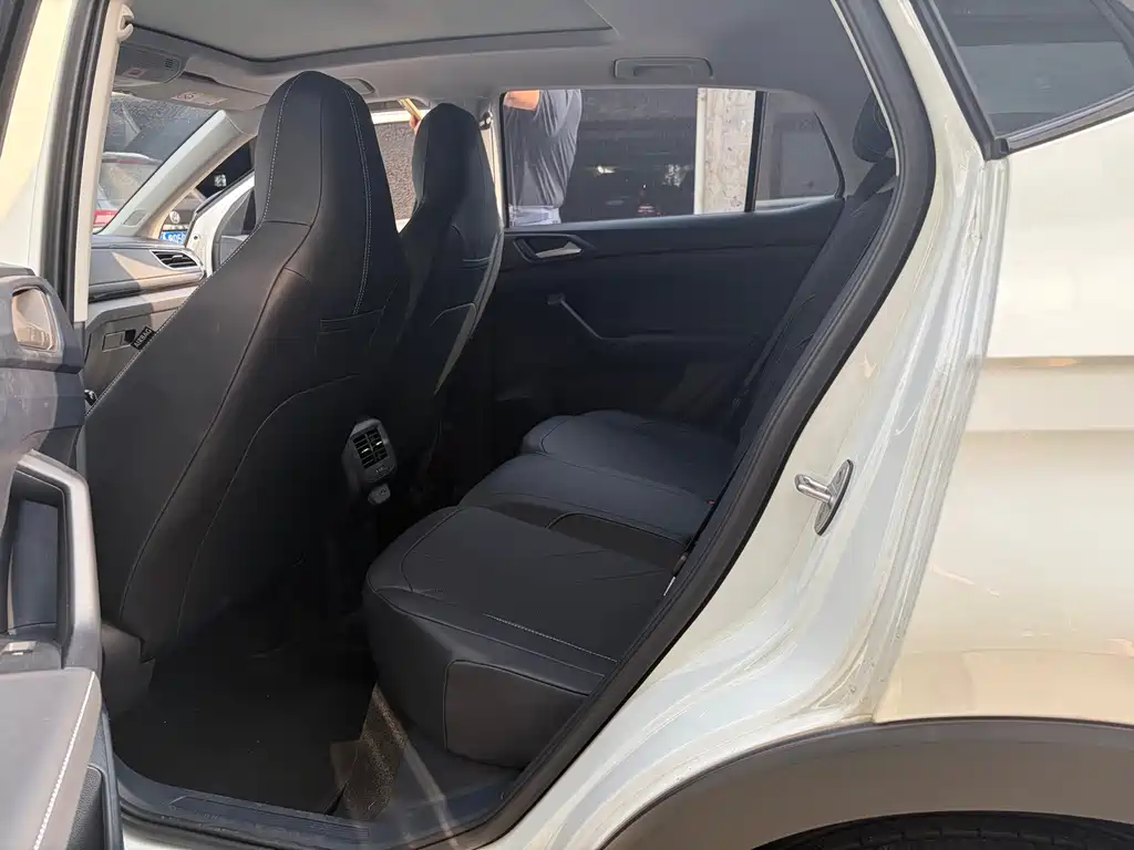 Volkswagen Tharu — миниатюра 8