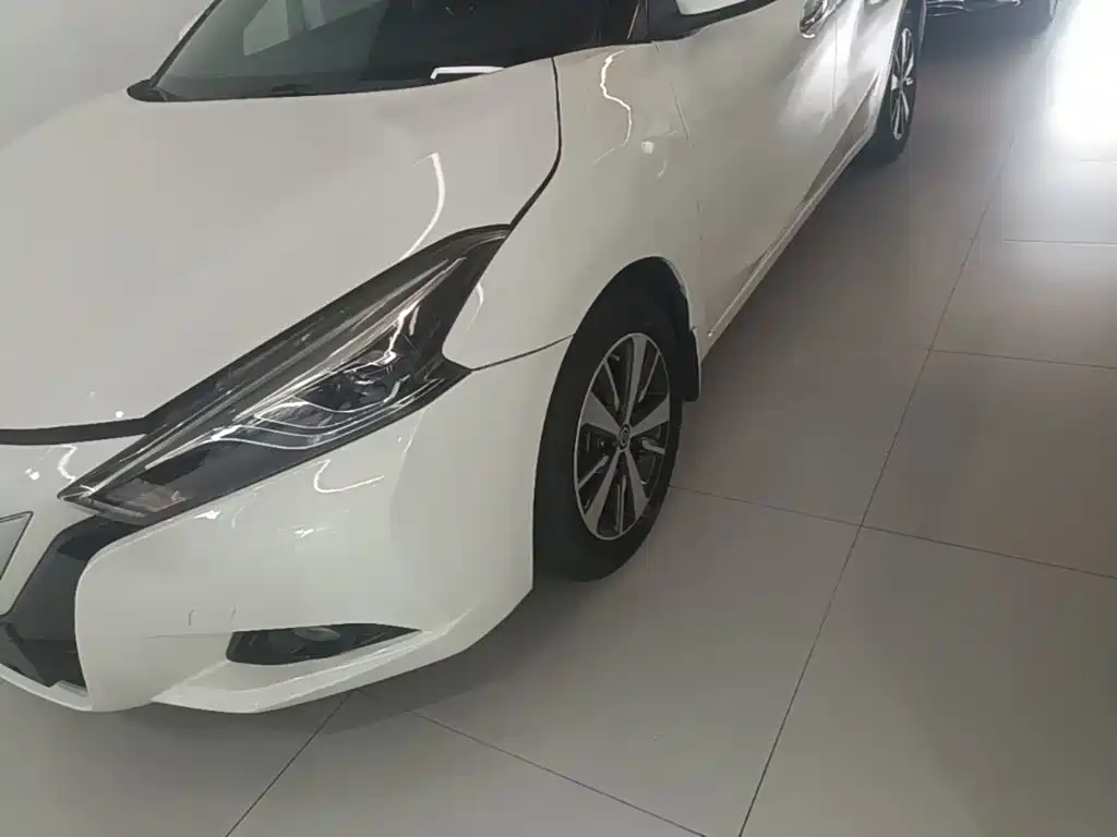 Nissan Bluebird — миниатюра 23