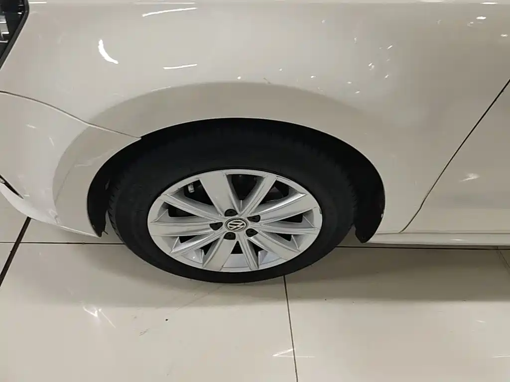 Volkswagen Polo — миниатюра 23