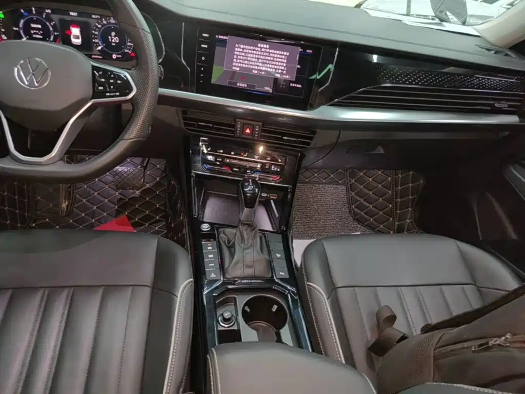 Volkswagen Passat PHEV — миниатюра 14