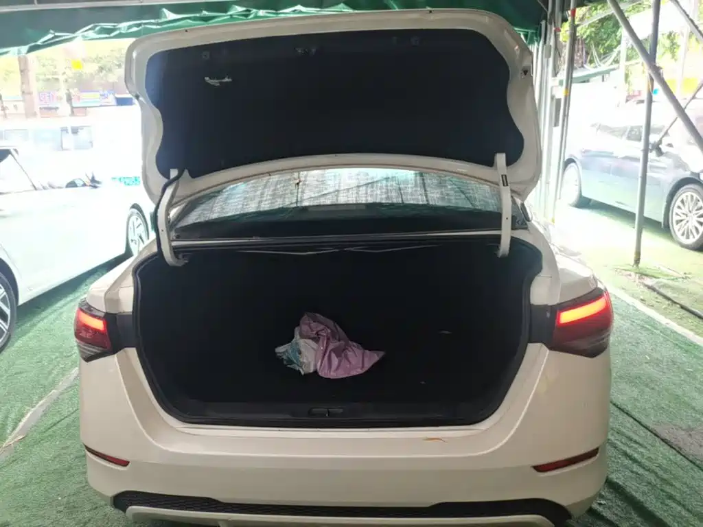 Nissan Sylphy — миниатюра 15