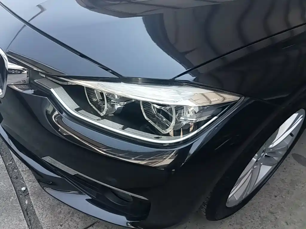 BMW 3 Series — миниатюра 24