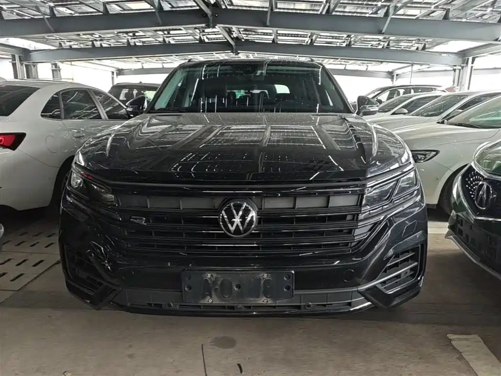 Volkswagen Touareg 2022 3.0TSI Sport