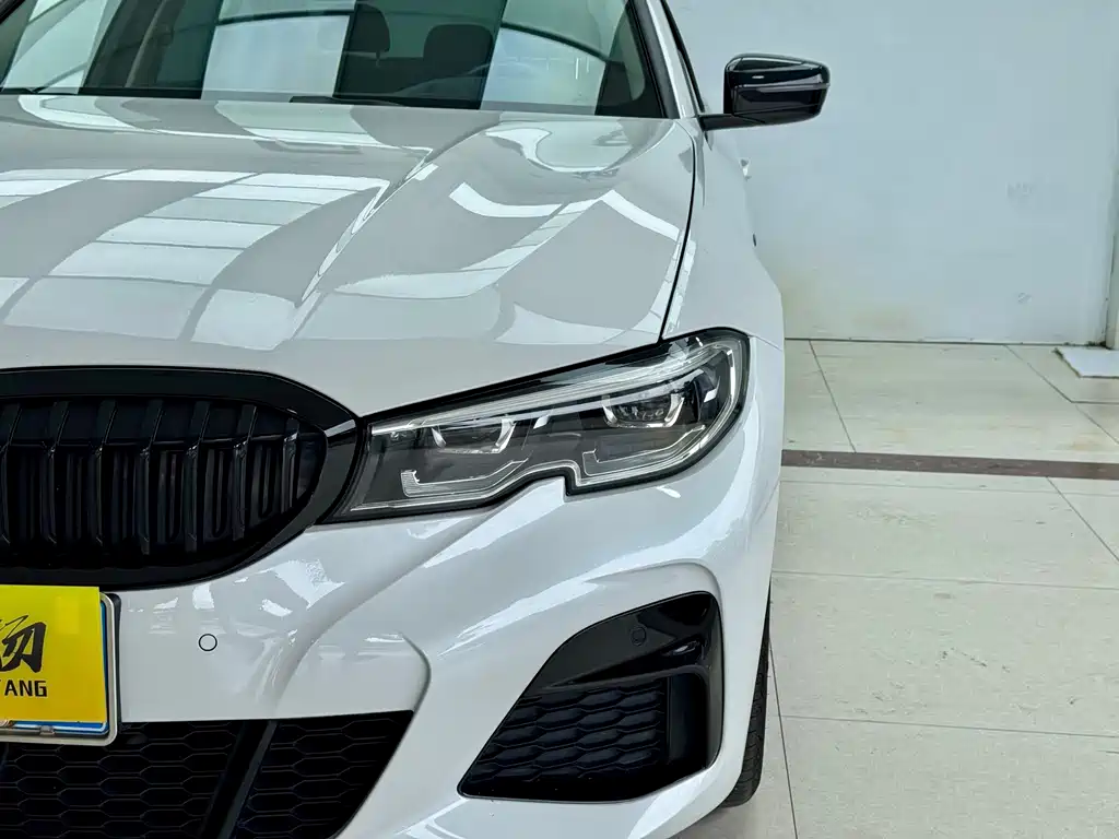 BMW 3 Series — миниатюра 4