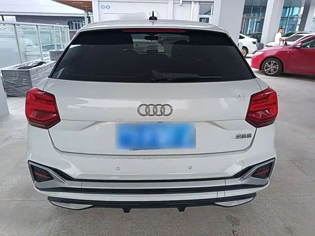 Audi Q2L — миниатюра 6
