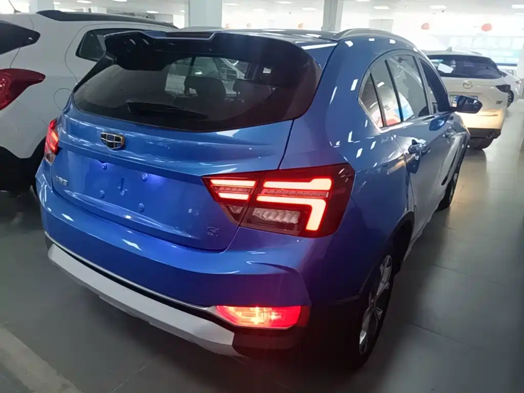 Geely Vision S1 — миниатюра 7