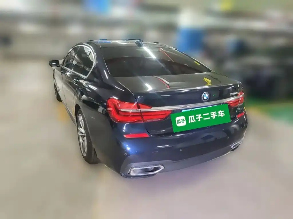 BMW 7 Series — миниатюра 25