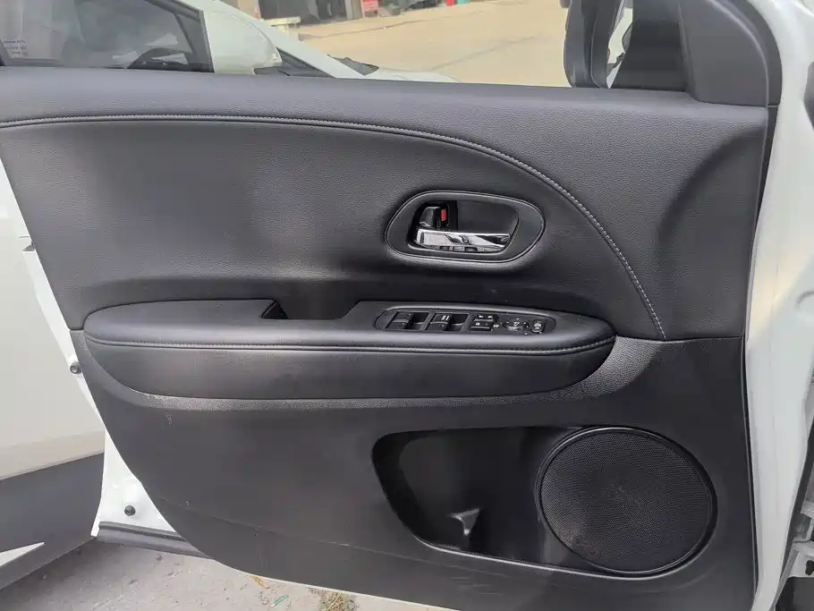 Honda Vezel — миниатюра 7