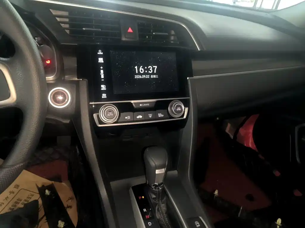 Honda Civic — миниатюра 13