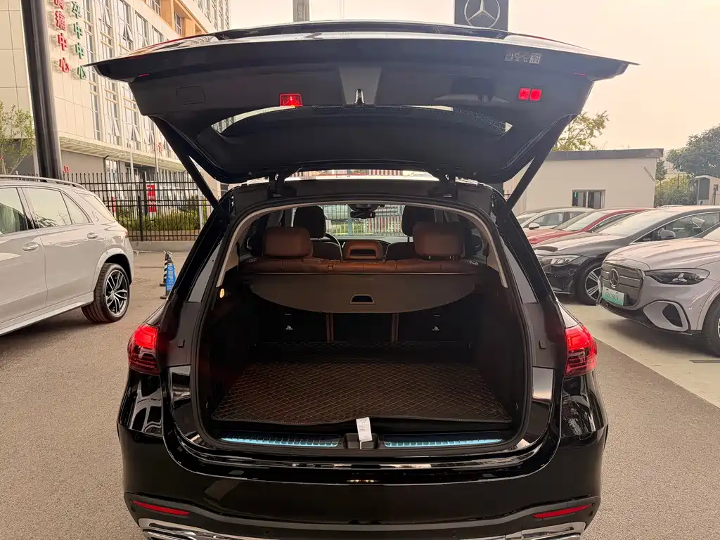 Mercedes-Benz GLE (Import) — миниатюра 21