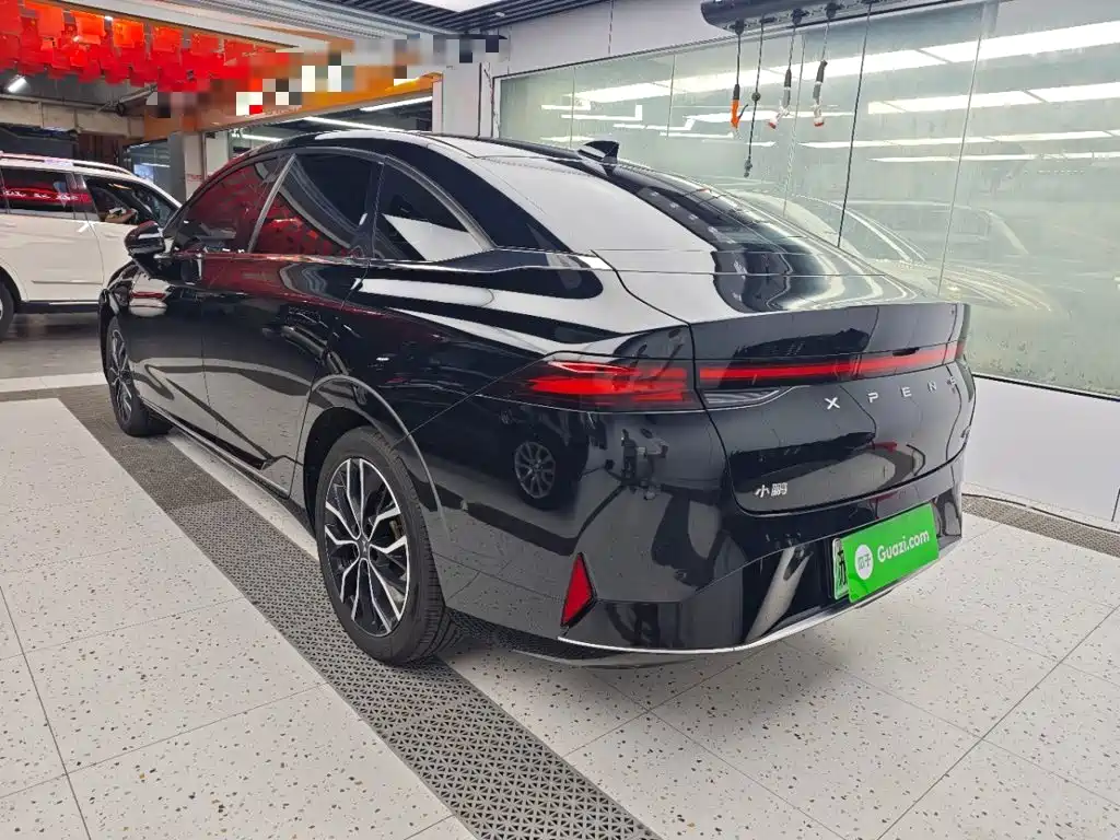 XPeng P5 — миниатюра 5