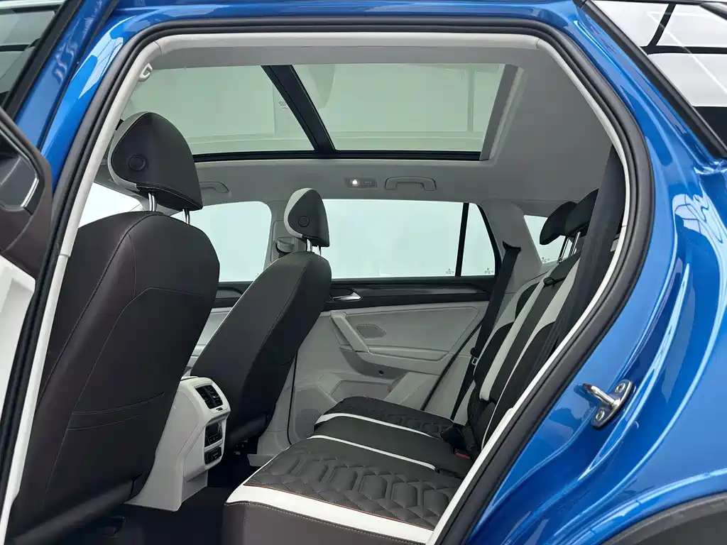 Volkswagen Tayron — миниатюра 6