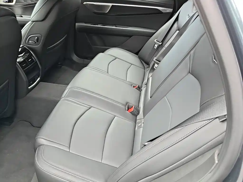 Cadillac CT6 — миниатюра 17