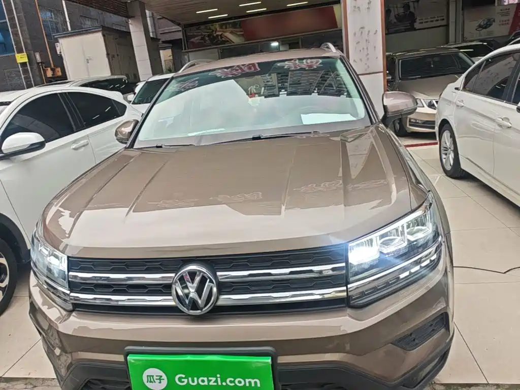 Volkswagen Tharu — миниатюра 3