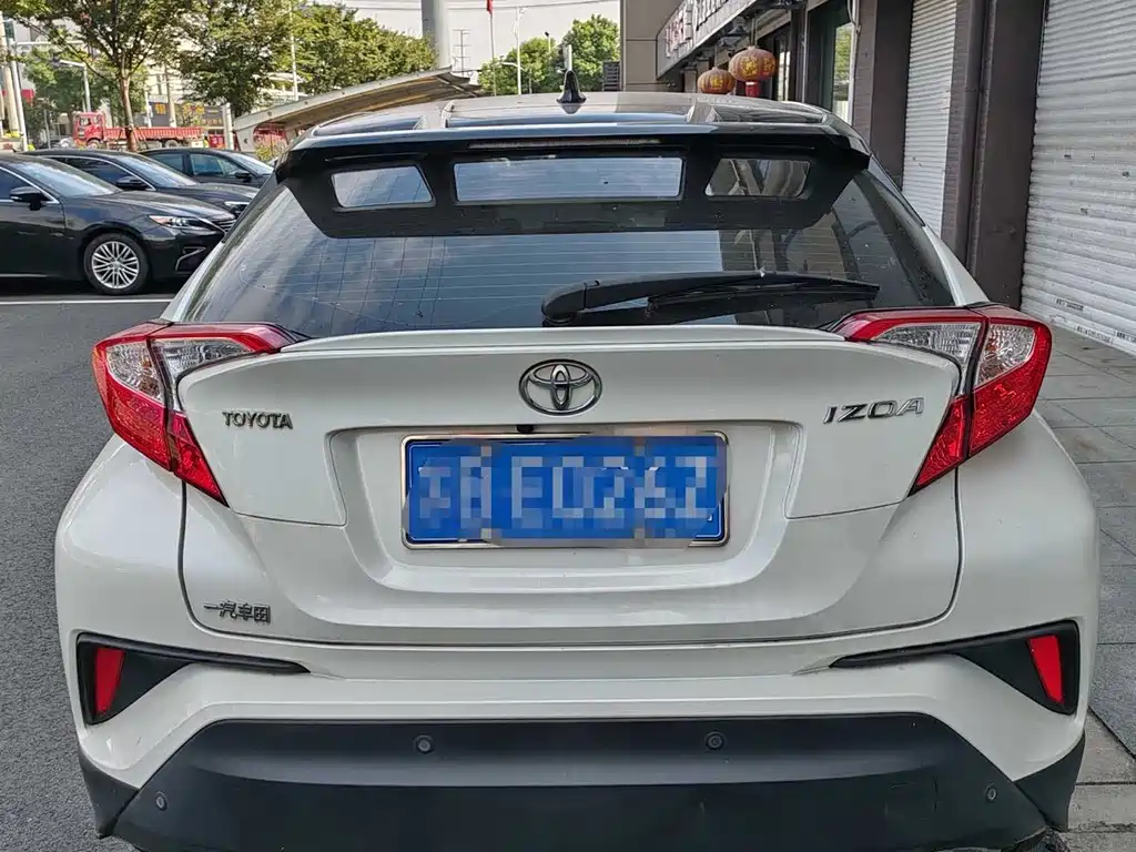 Toyota IZOA — миниатюра 3
