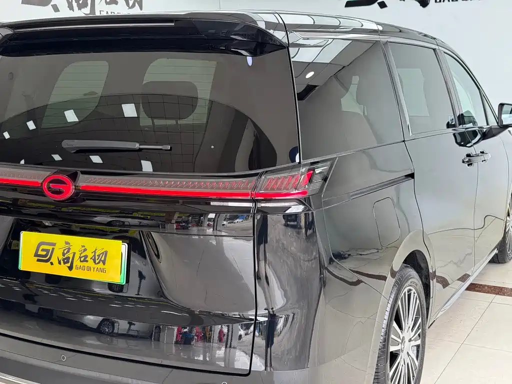 GAC Motor Trumpchi E8 PHEV — миниатюра 23