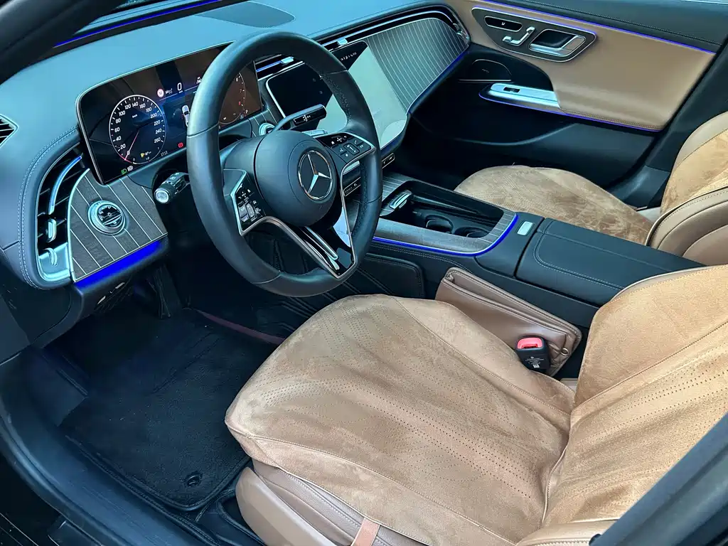 Mercedes-Benz E-Class — миниатюра 10