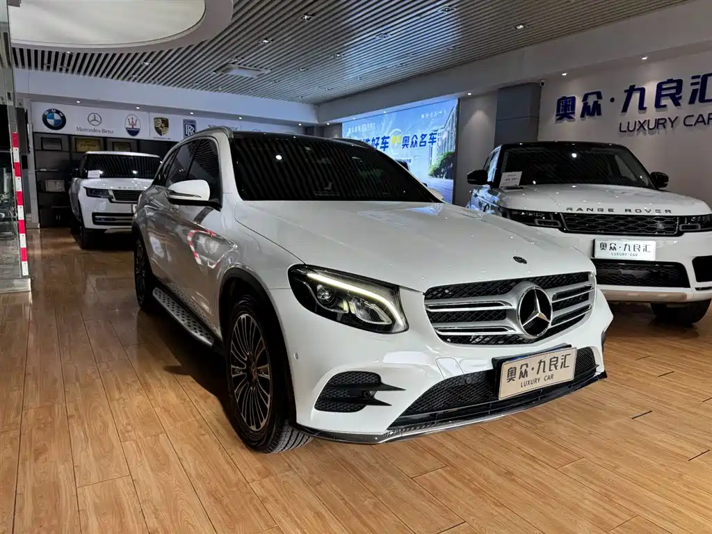 MERCEDES-BENZ GLC