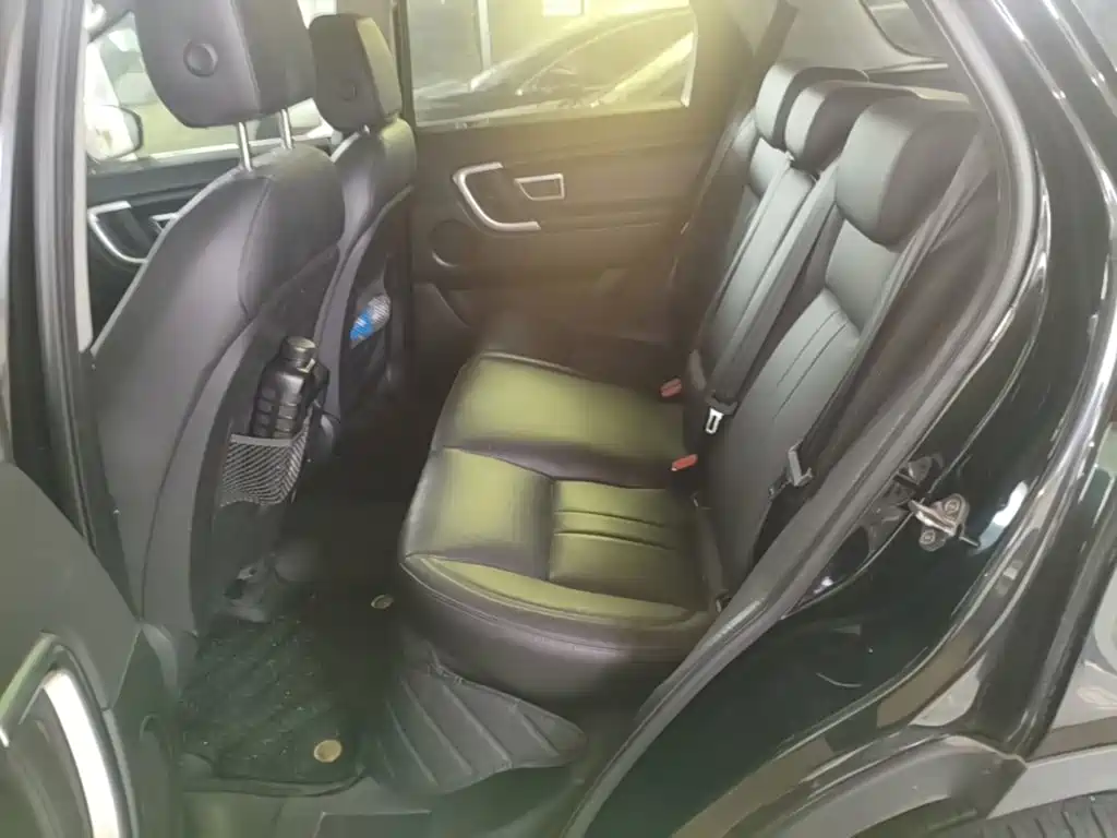 Land Rover Discovery Sport — миниатюра 17