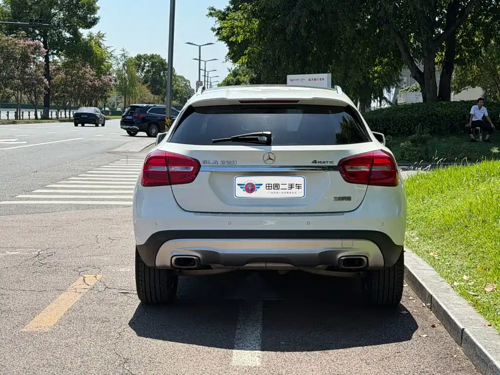 Mercedes-Benz GLA — миниатюра 5