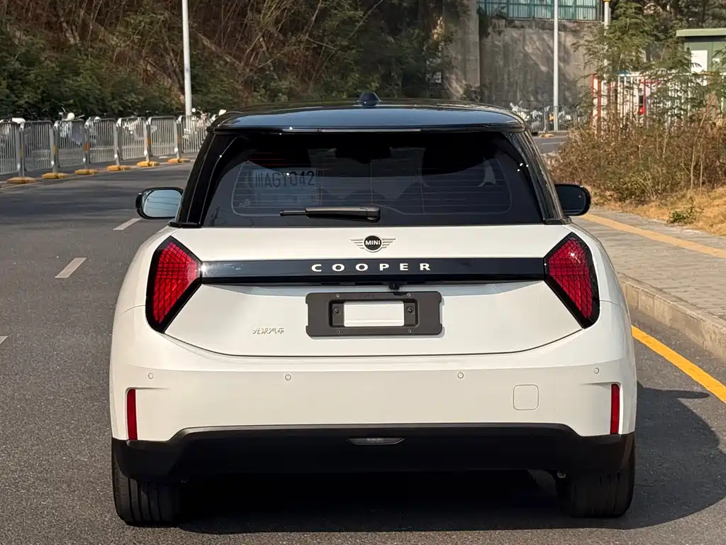 MINI ELECTRIC  COOPER