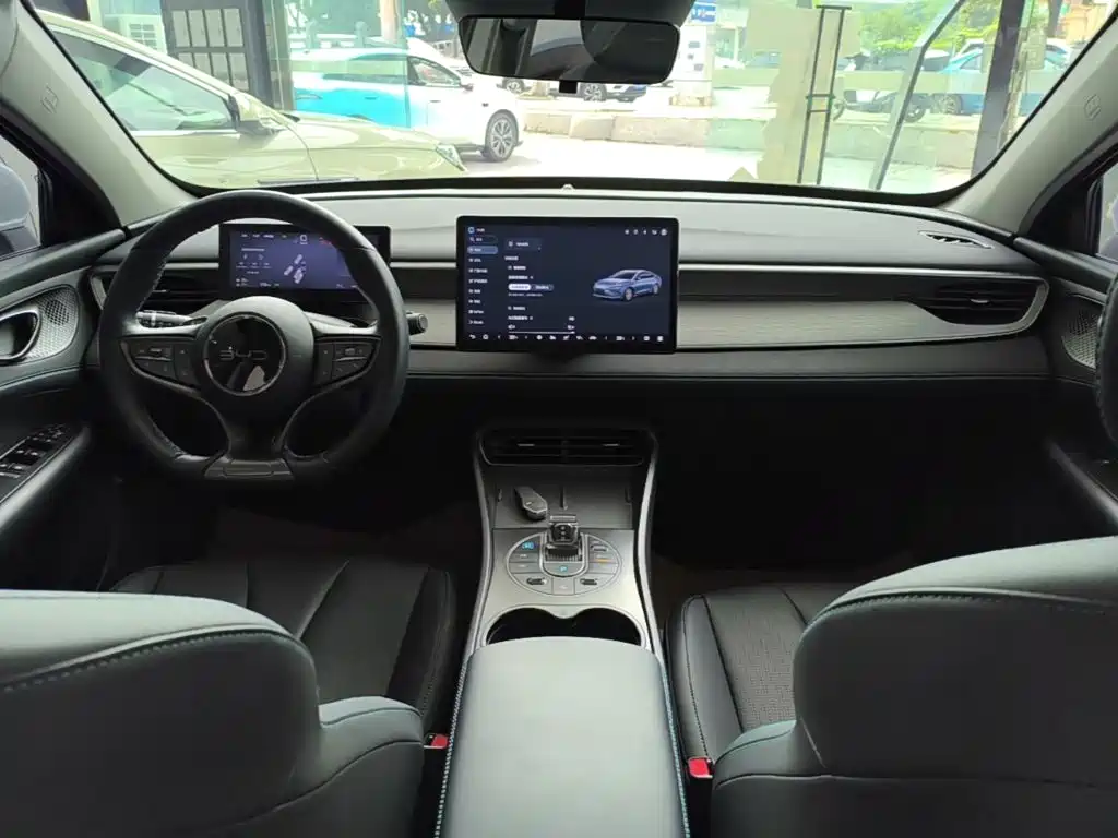 BYD Seal 05 DM-i — миниатюра 10