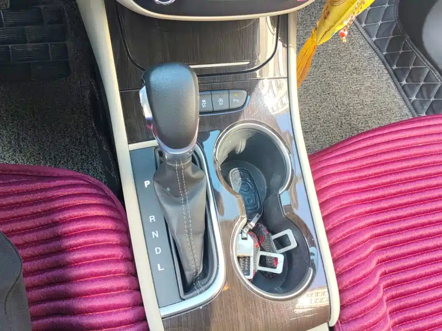 Buick Verano — миниатюра 16