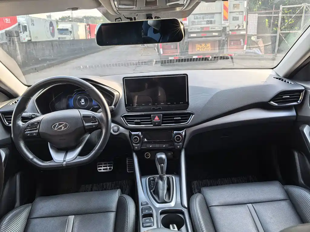 Hyundai Fista — миниатюра 5