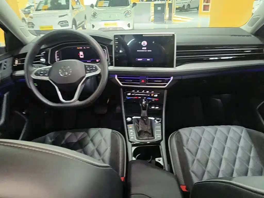 Volkswagen Sagitar — миниатюра 10