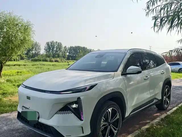 GEELY GALAXY GALAXY L7 2024