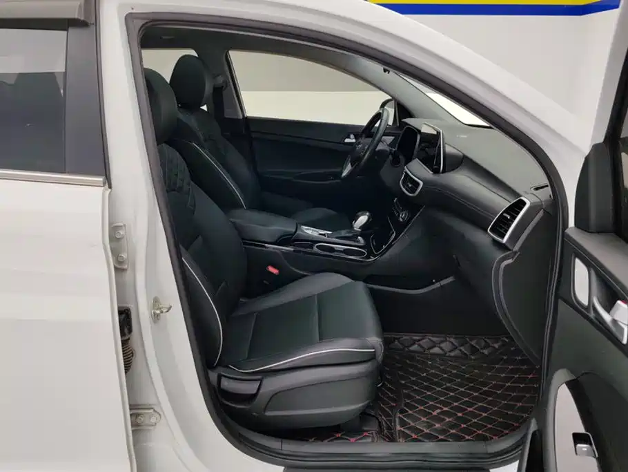 Hyundai Tucson — миниатюра 8