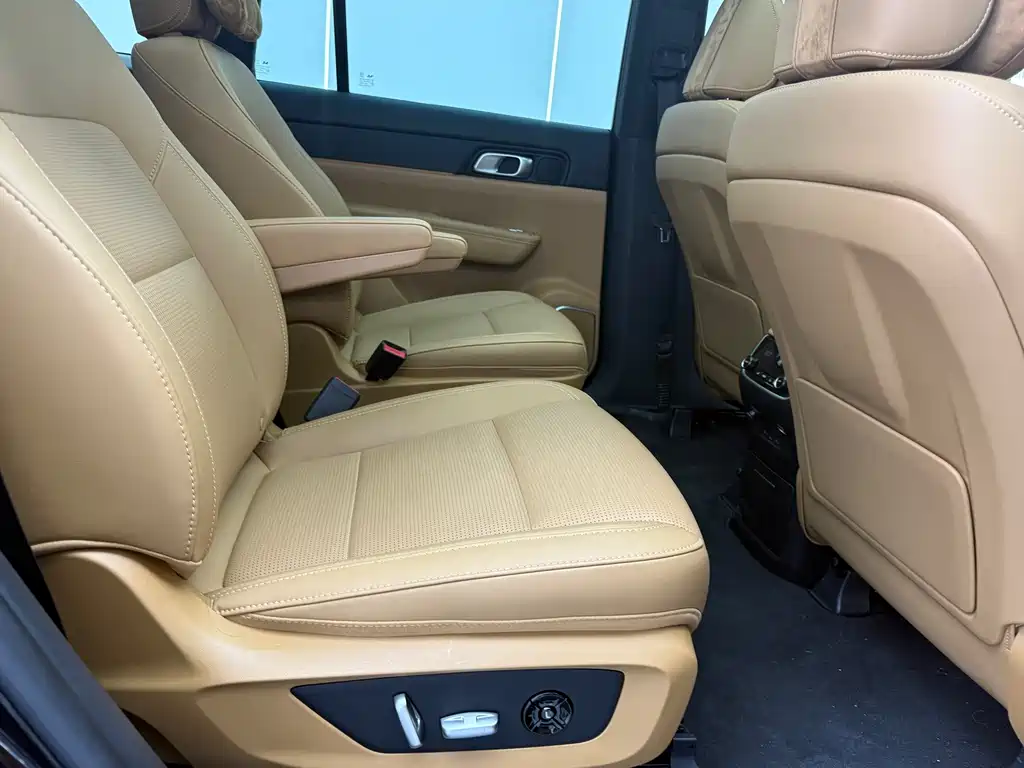 Li Auto Li ONE — миниатюра 9