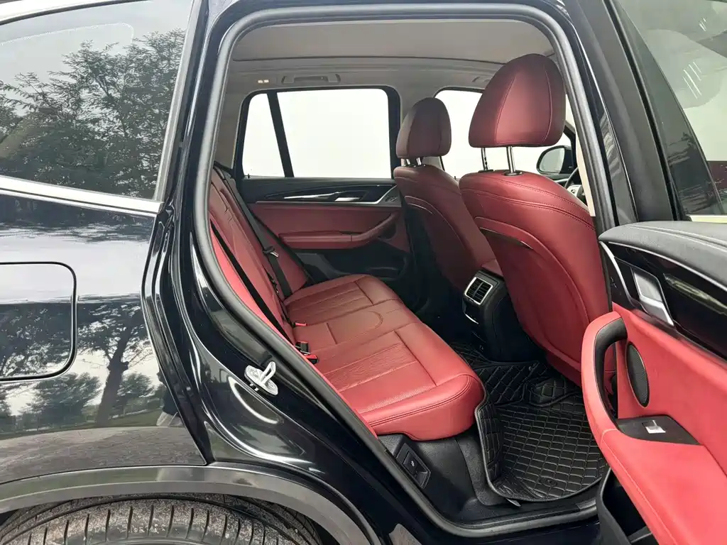 BMW iX3 — миниатюра 6