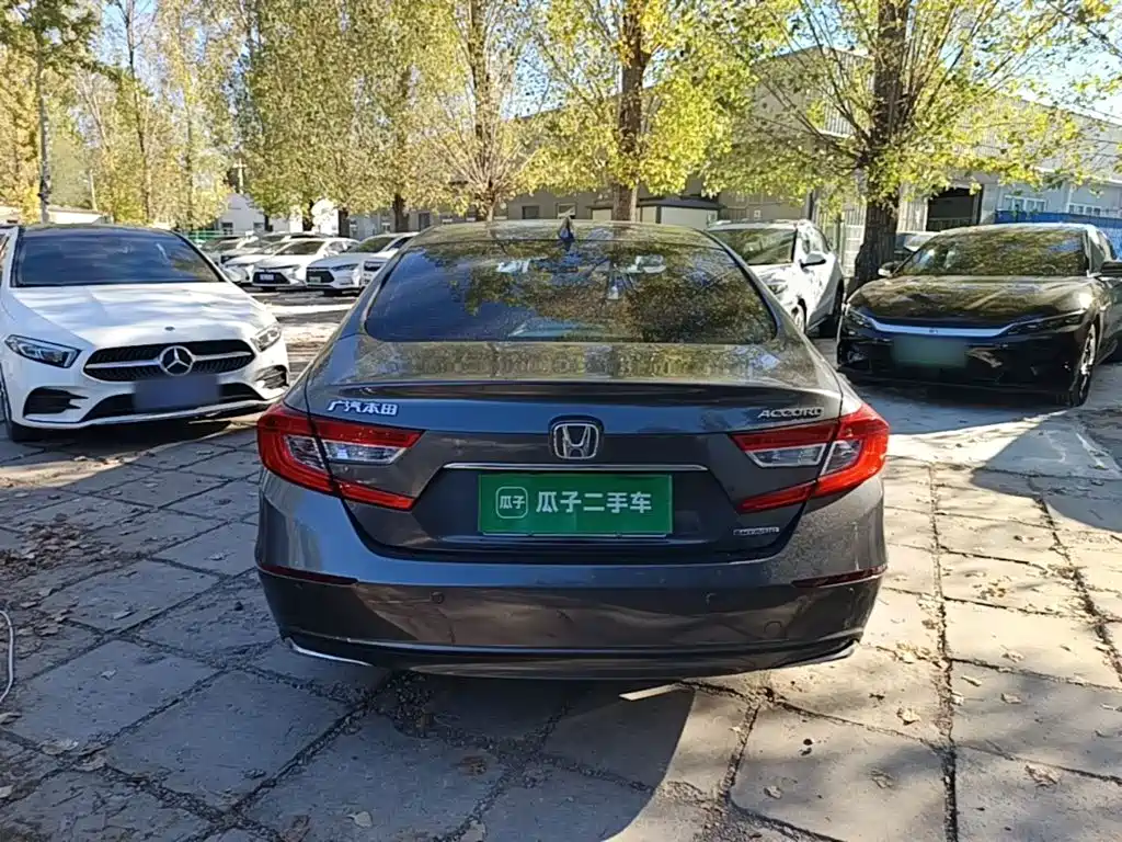 Honda Accord — миниатюра 6